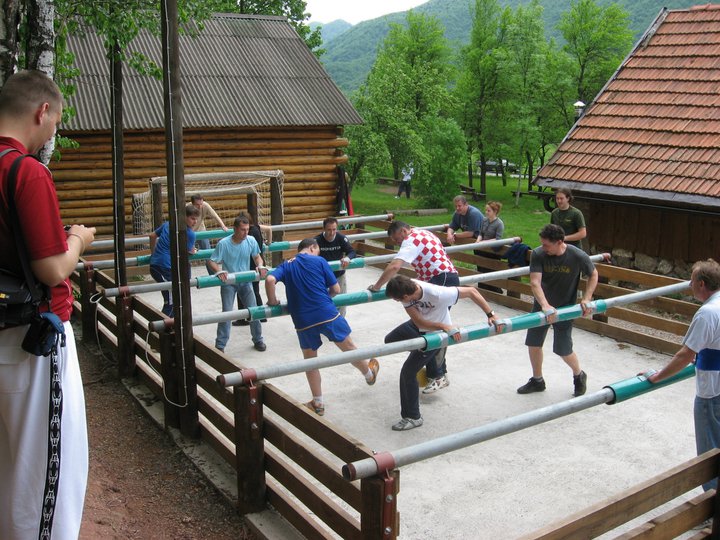 Ljudski stolni nogomet - Rizvan City